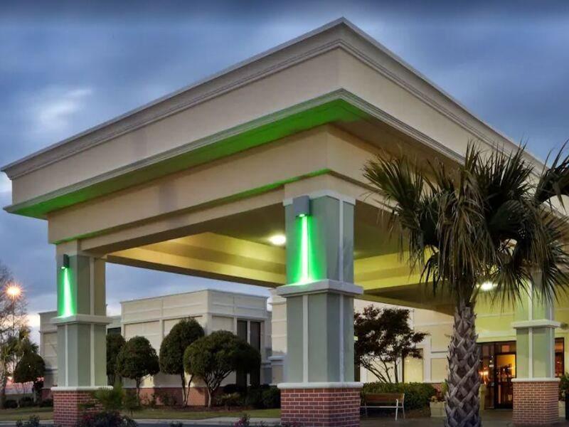 Holiday Inn Lumberton By Ihg Exterior photo