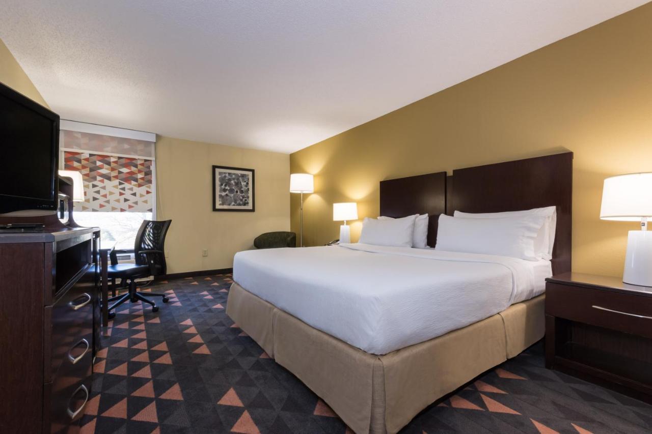 Holiday Inn Lumberton By Ihg Exterior photo