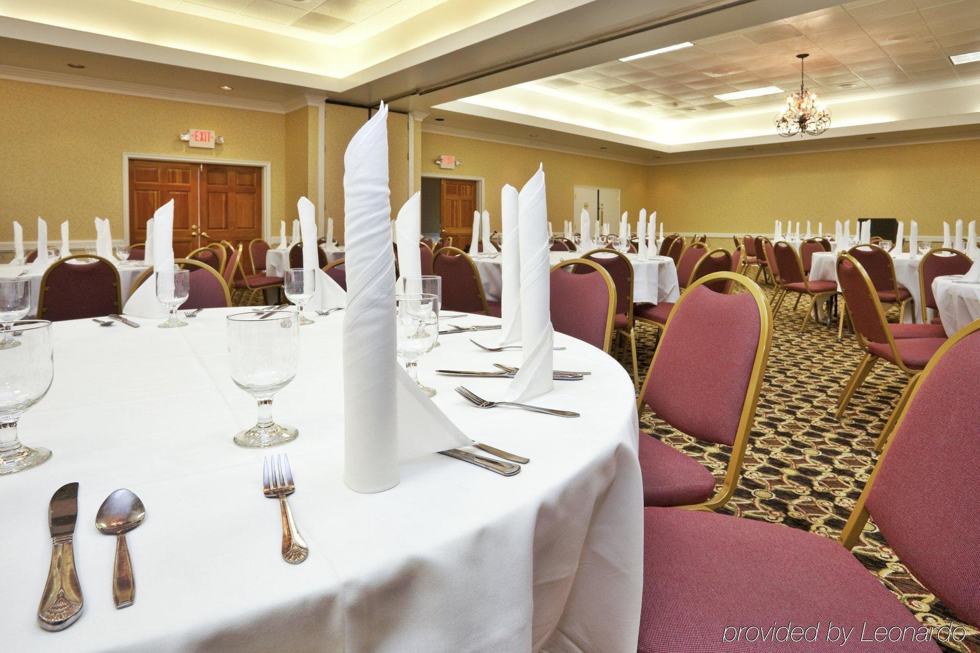 Holiday Inn Lumberton By Ihg Exterior photo